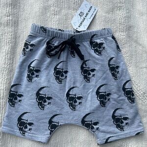 5/6T NEW Small Shop Skull Shorts